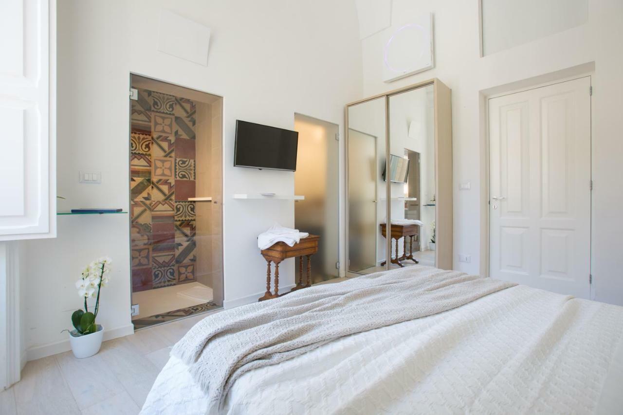 La Finestra Sul Convitto B&B Lecce Ngoại thất bức ảnh