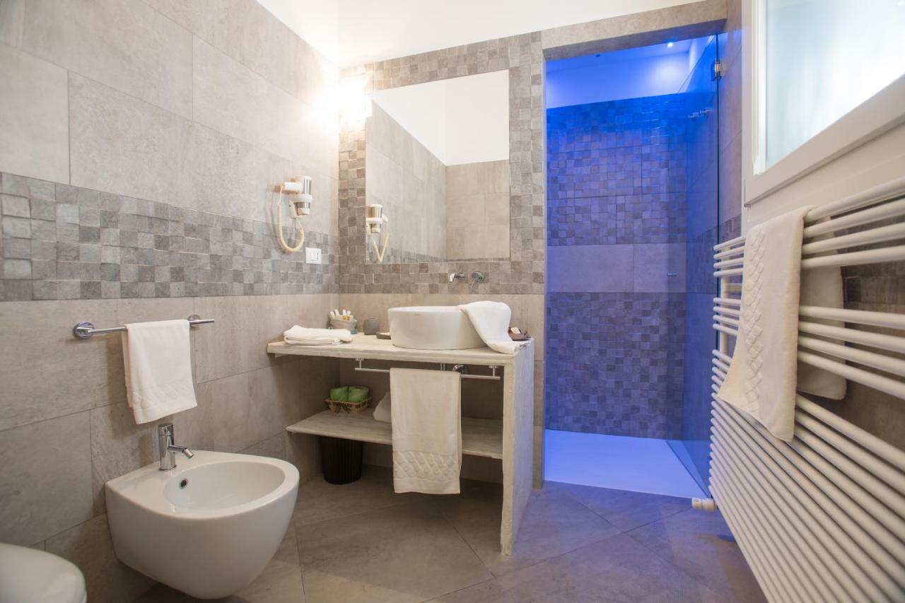La Finestra Sul Convitto B&B Lecce Ngoại thất bức ảnh